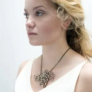 lasergesneden houten ketting / collier - Laser cut wooden necklace / collier