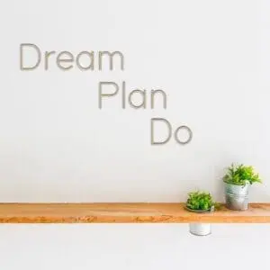 Lettres en bois - décoration salon