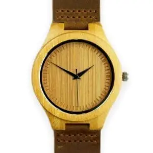 montre en bois de bambou avec bracelet en cuir