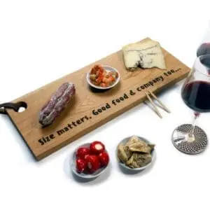 Borrel plank snijplang graveren met eigen ontwerp