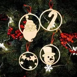 Houten kerstballen set - Creative Use of Technology