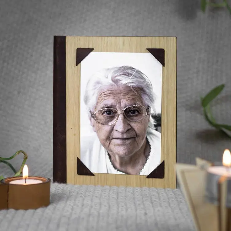 Houten foto frame gepersonaliseerd eigen tekst herinneringen dierbare mooie momenten nagedachtenis