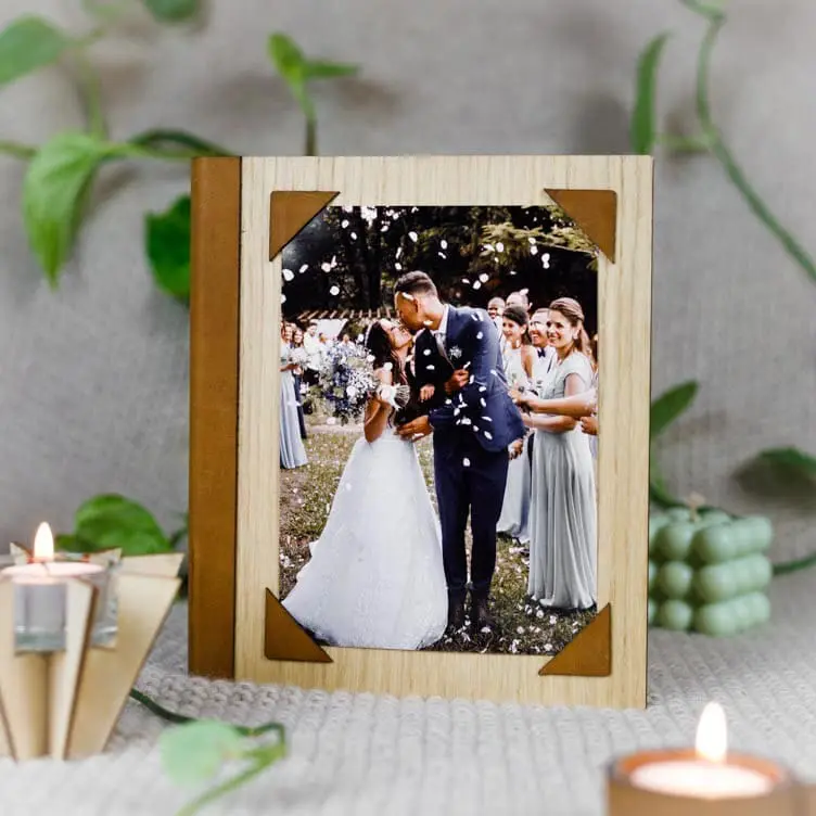 Houten foto frame gepersonaliseerd eigen tekst herinneringen dierbare mooie momenten huwelijk trouwen