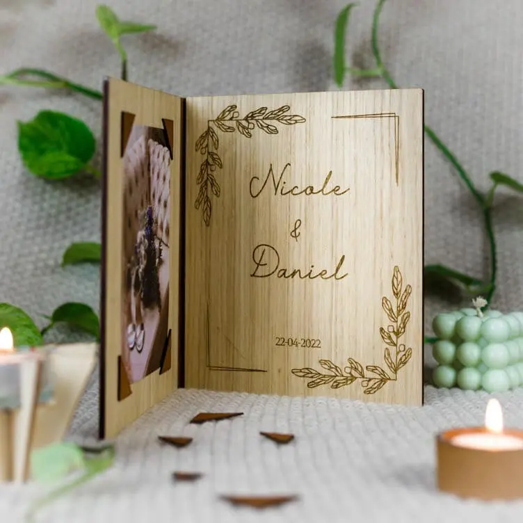 Houten fotolijst gepersonaliseerd eigen tekst herinneringen dierbare mooie momenten huwelijk trouwen