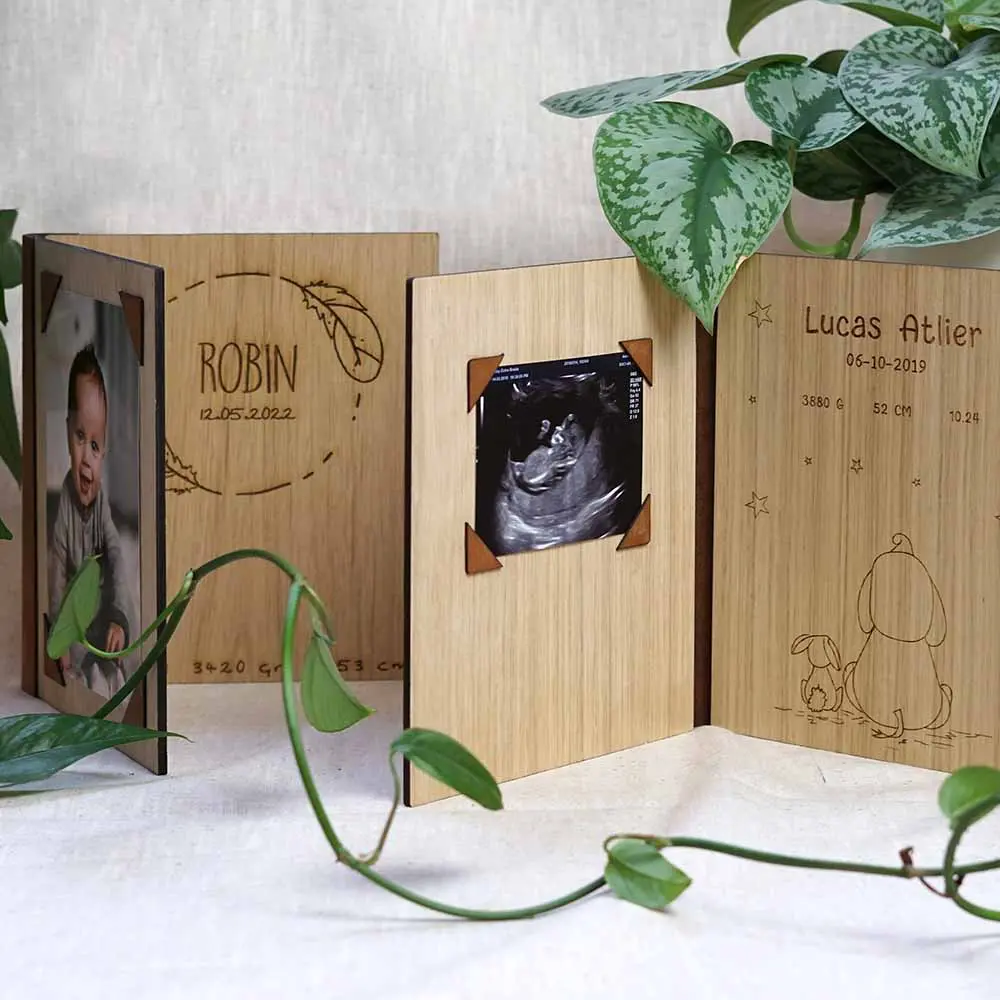 Houten fotolijst gepersonalisserd eigen ontwerp babyfoto kraamcadeau kraambezoek