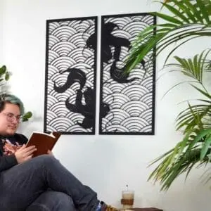 Koi waves 2.0 houten wanddecoratie 2-luik wandpanelen zwart kunst vissen japanse stijl golven