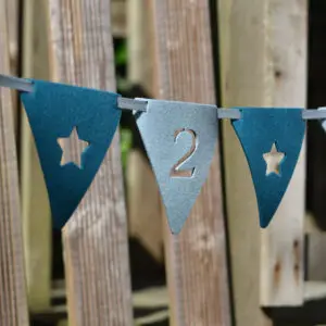 Verjaardagsslinger met naam vlaggetjes vilt Groen eigen naam