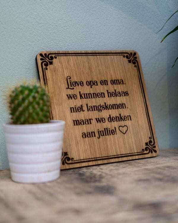 Houten tegel met naam