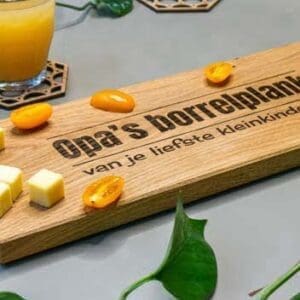 Houten snijplank graveren personaliseren