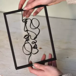 Floating Frames Houten lijstje doorzichtig lijnen gezichten man en vrouw
