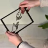 Floating Frames Houten lijstje transparant lijnen handen