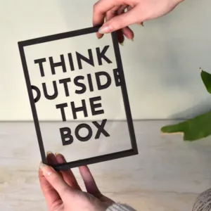 Floating Frames Houten lijstje transparant quote think outside the box