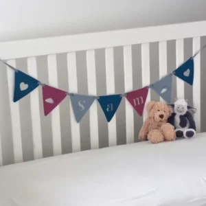 Naamslinger vlaggetjes vilt  Blauw Roze Groen eigen naam